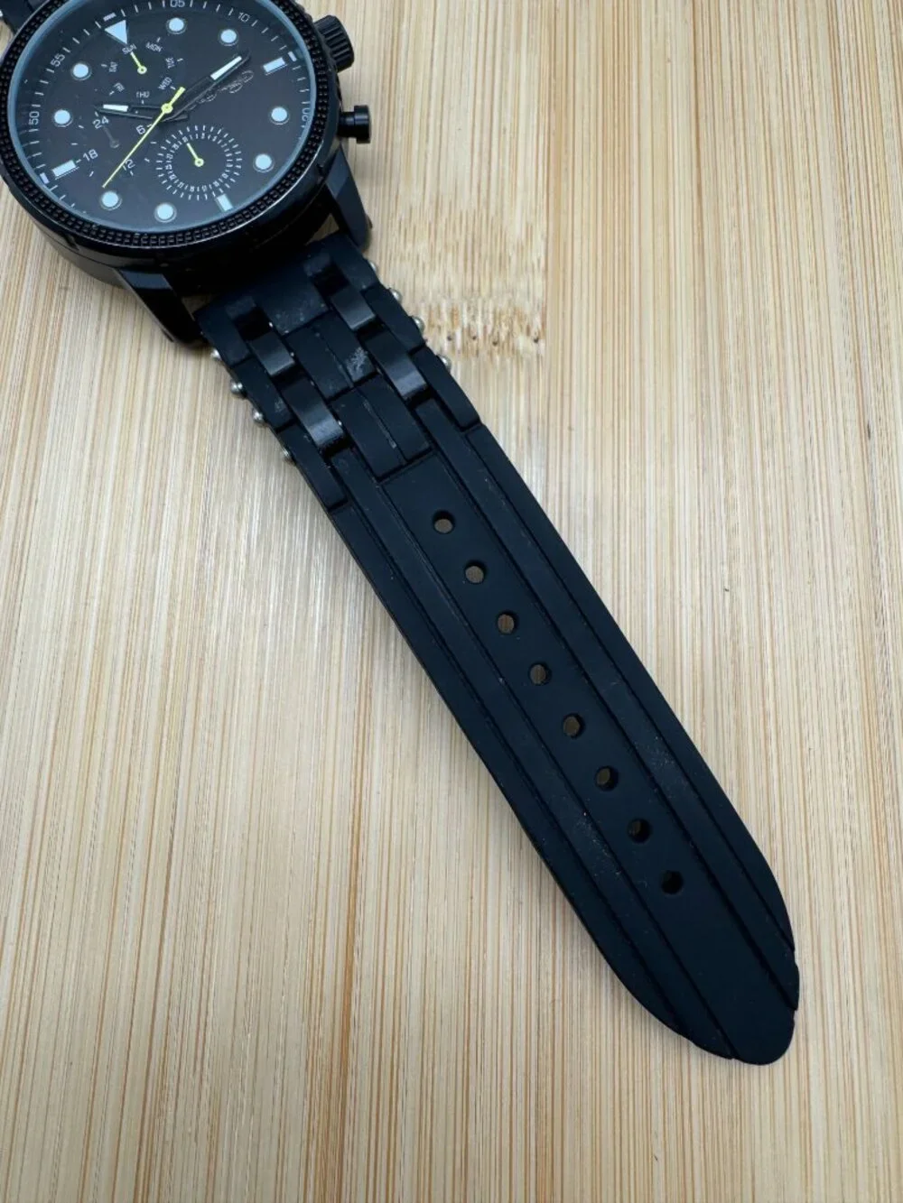 ED HARDY Men's Matte Black Watch with Round Face and Black Silicone Strap 50444